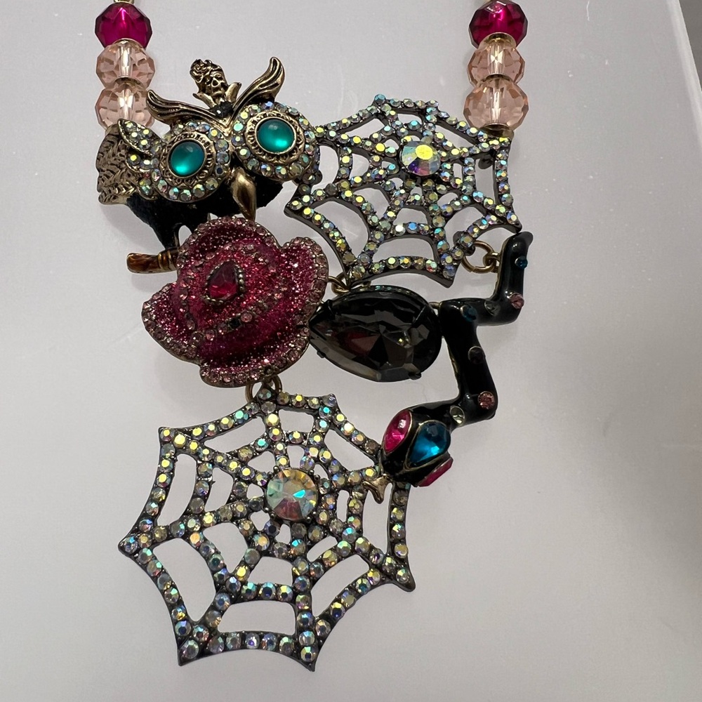 Betsey Johnson Pink and Black Spiderweb Halloween necklace
